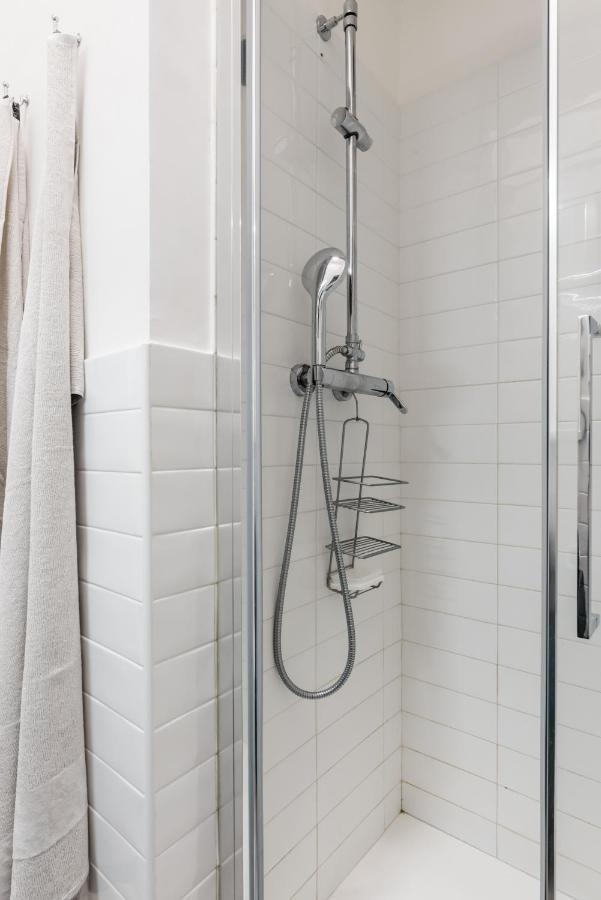 جنوة Acquario 5' Free Wifi & Netflix "Prione" By Tilo Apartment'S المظهر الخارجي الصورة