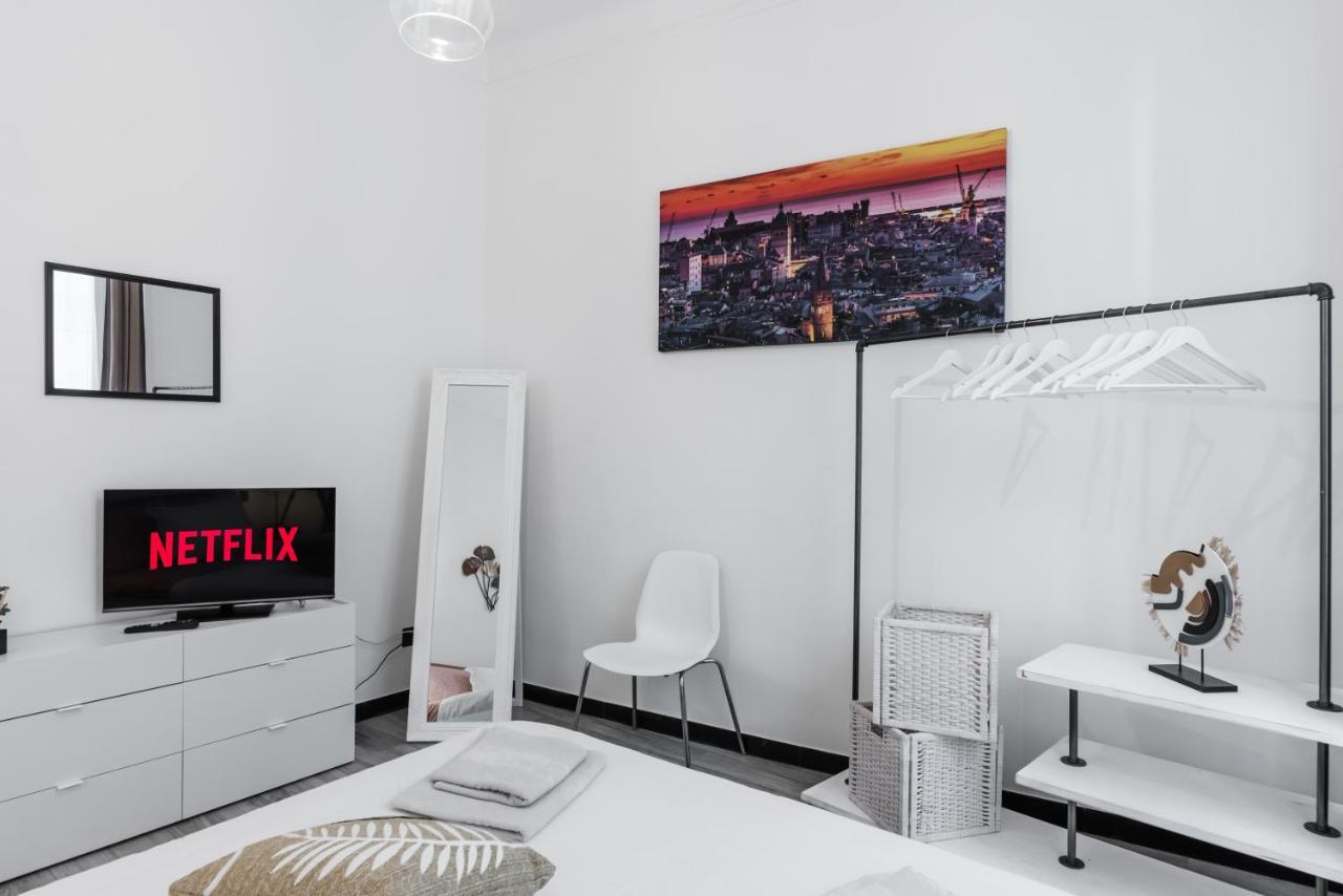 جنوة Acquario 5' Free Wifi & Netflix "Prione" By Tilo Apartment'S المظهر الخارجي الصورة